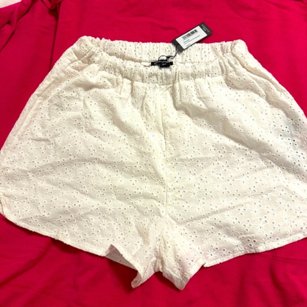 NWT Pretty LittleThing Wht Broderie Lace Trim‎ Floaty Shorts 6 Cottagecore fairy